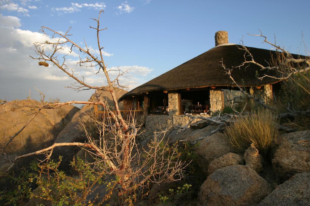 Erongo Wilderness Lodge Omaruru Eksteriør bilde