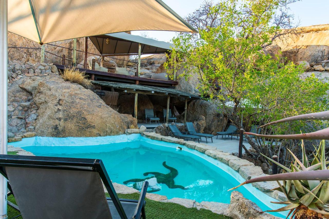 Erongo Wilderness Lodge Omaruru Eksteriør bilde