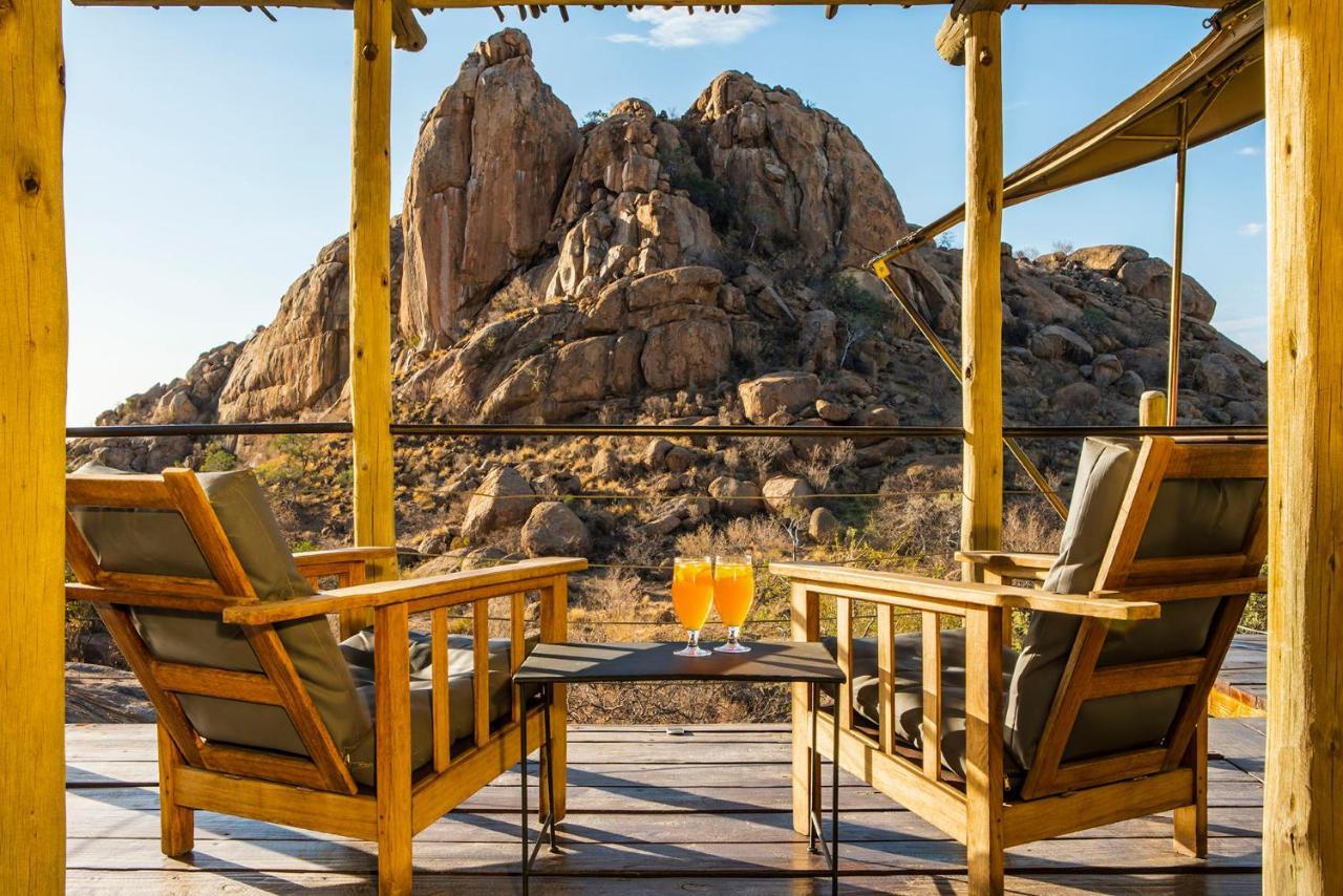 Erongo Wilderness Lodge Omaruru Eksteriør bilde